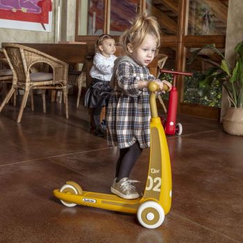 Trottinette 3 roues jaune pour les 2 - 4 ans Dino Italtrike